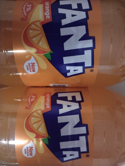 Fanta o smaku pomarańczowym 2 l