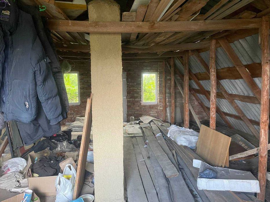 Продаж 2к будинку,підвал,мансарда,111 кв.м.,землі 7,8 сот,Лезнево!ТОРГ