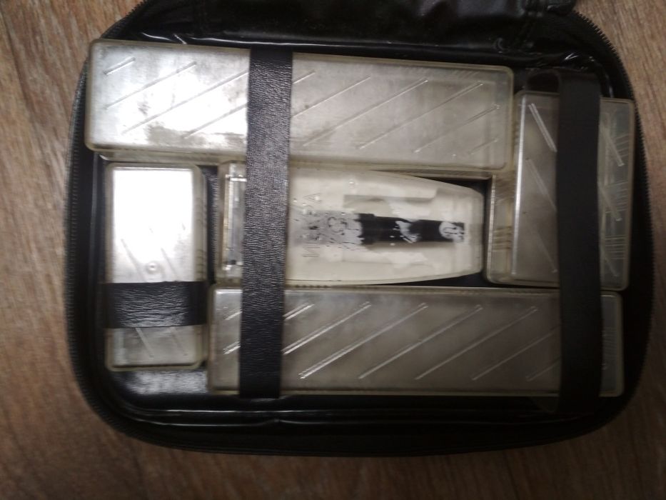 Дорожный набор с бритвой Искра.