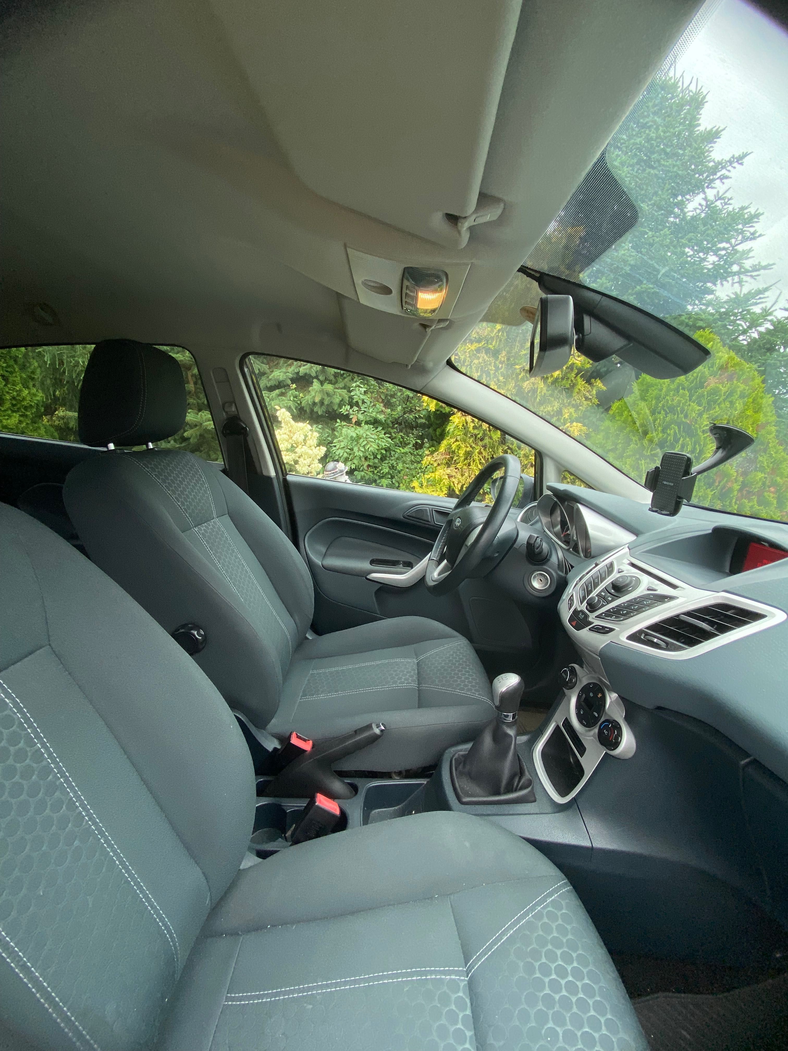 Ford Fiesta 2011, benzyna, 1.4 - uszkodzony