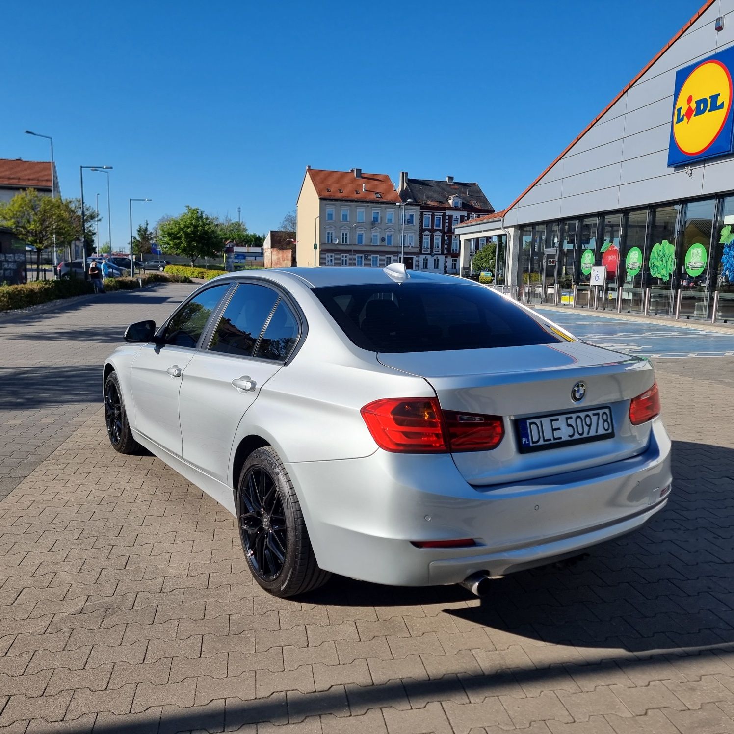 BMW F30 318d 143km manual *zmieniony rozrząd* nowe sprzęgło *