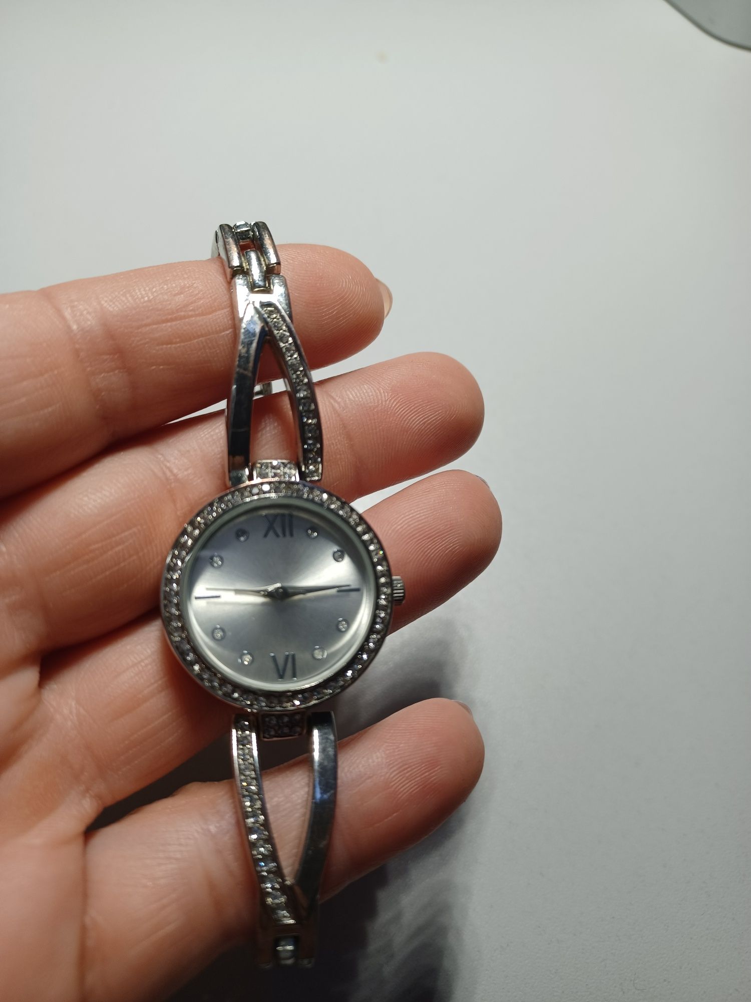 Damski posrebrzany zegarek