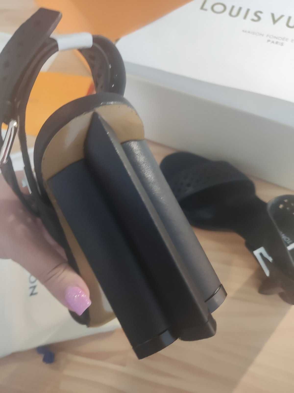 Szpilki buty na wysokim obcasie Louis Vuitton, skora od reki