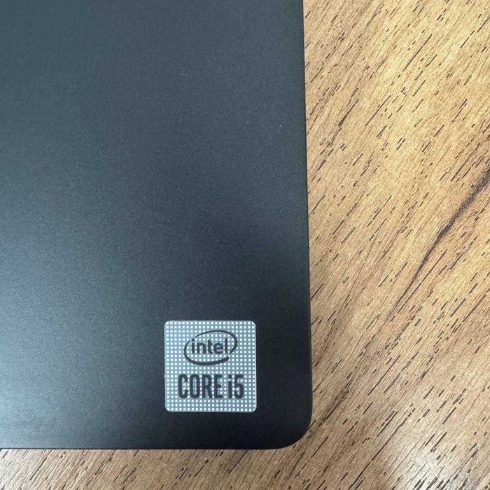 Dell Precision 7550  i5-10400H 32GB 1TB SSD Quadro T1000