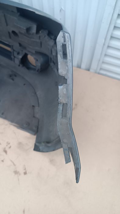 Vendo parachoque de frente Renault  Scenic ano 2003/09