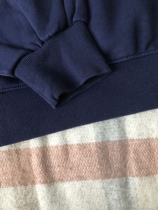 Granatowa bawełniana ocieplana bluza damska, bufki, nadruk, stojka S-L