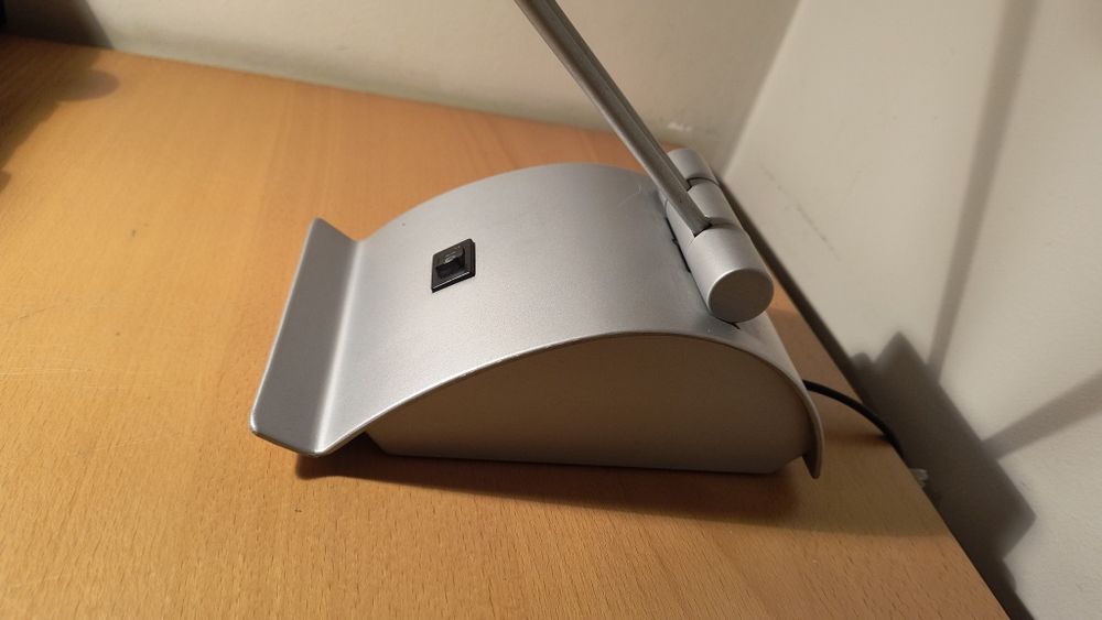 Lampka biurkowa Ikea z 2000 r.