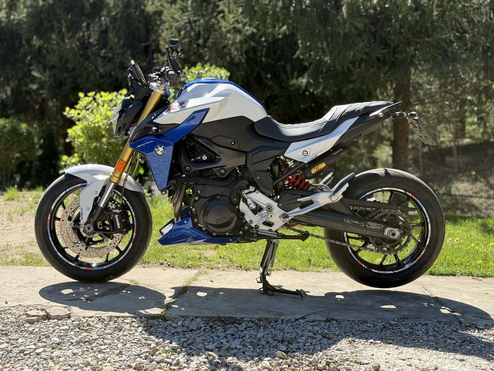 BMW F900R 2023 max wyposazenie arrow mt09 z900