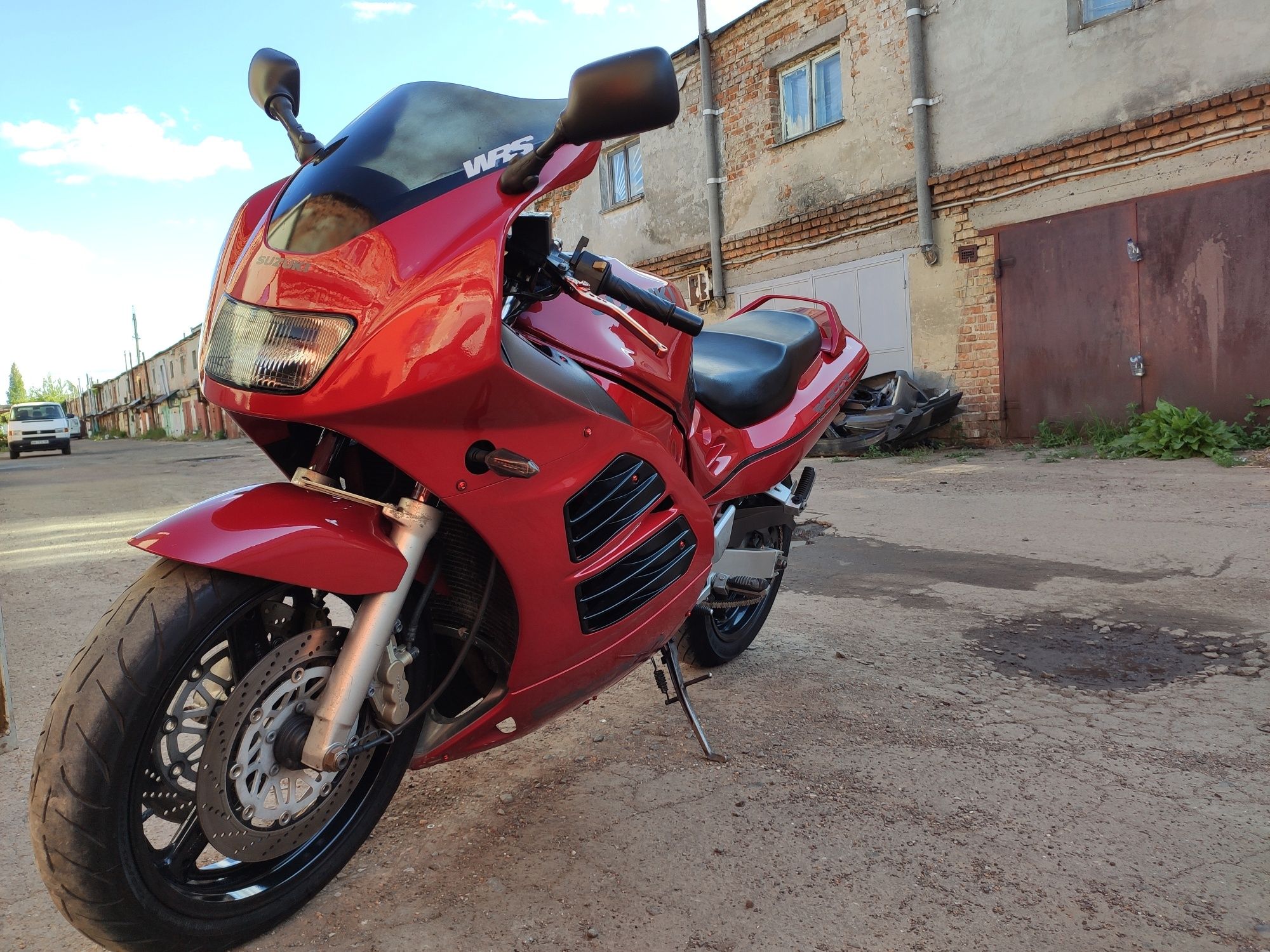 Продам SUZUKI RF 900