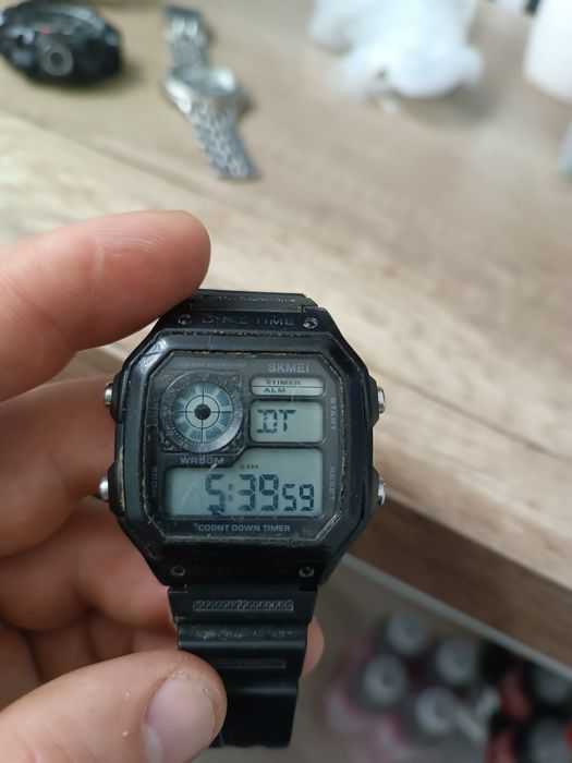 Zegarki używane tanio