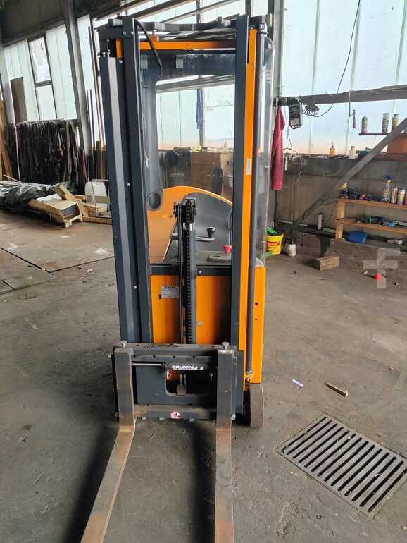 Wózek z platformą operatora Still ESM10/1000kg/2178mm/2498h/2013