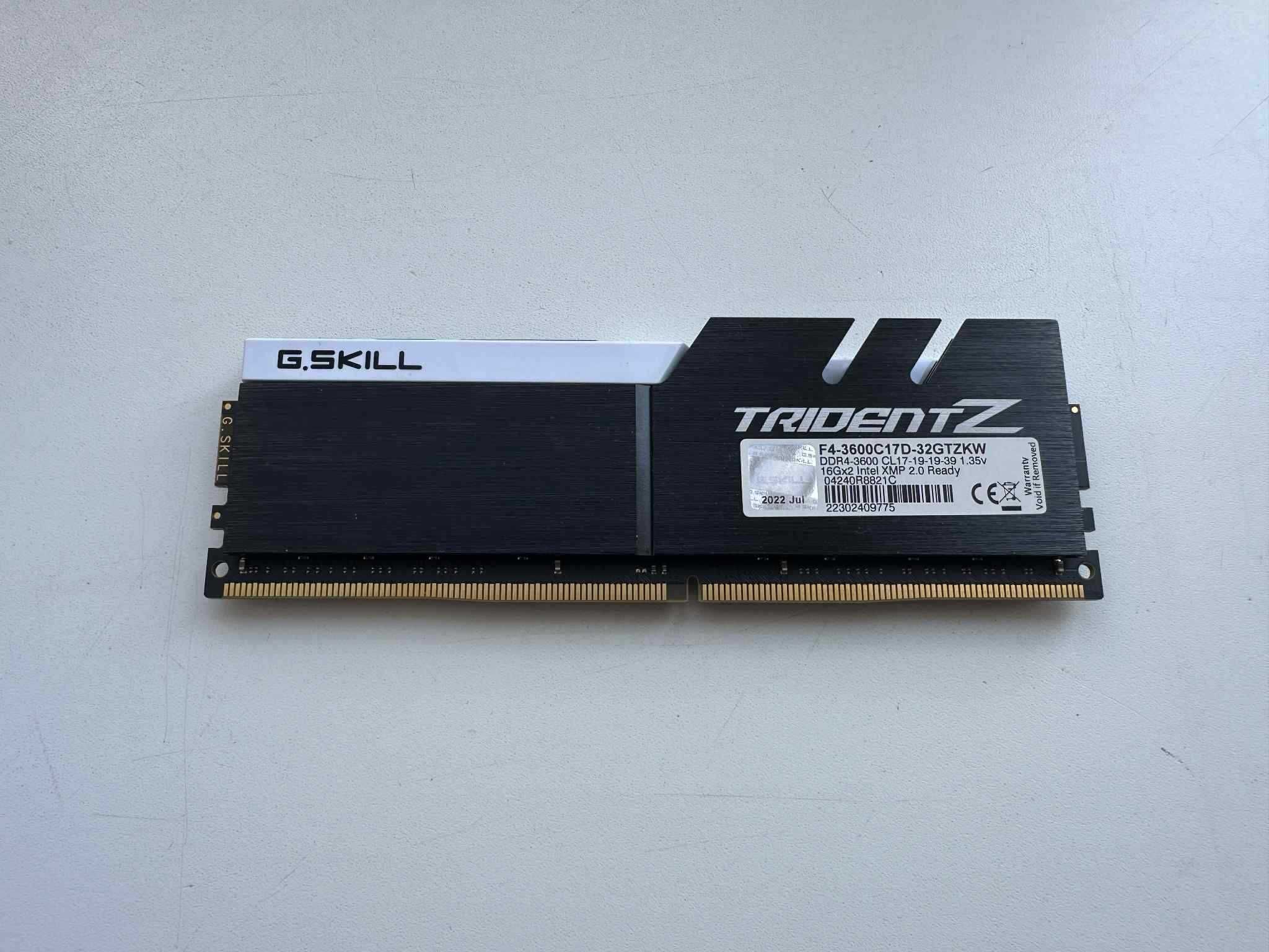 G.Skill Trident Z DDR4 16GB/3600 (F4-3600C17D-32GTZKW)