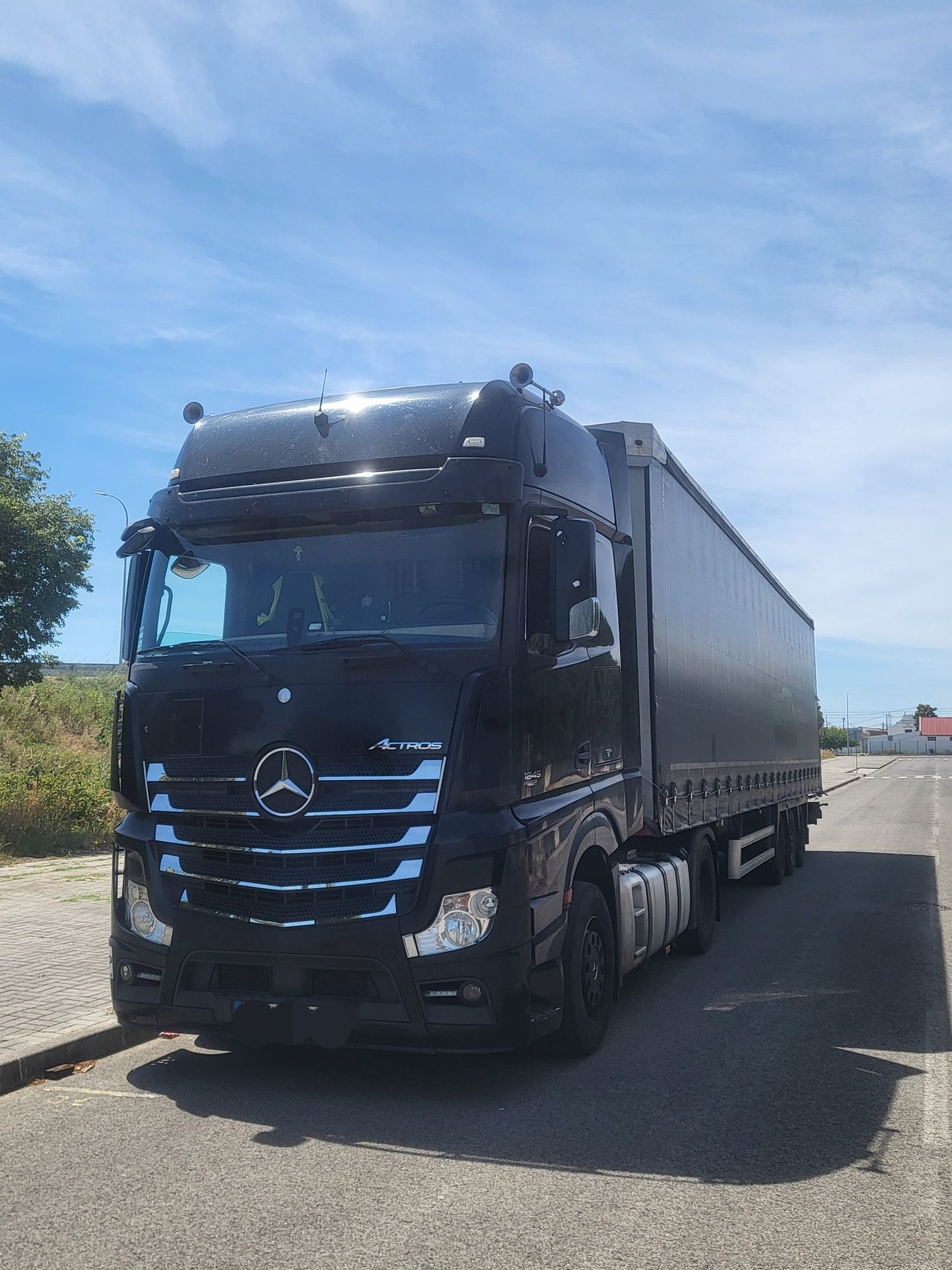 Mercedes Actros 1845