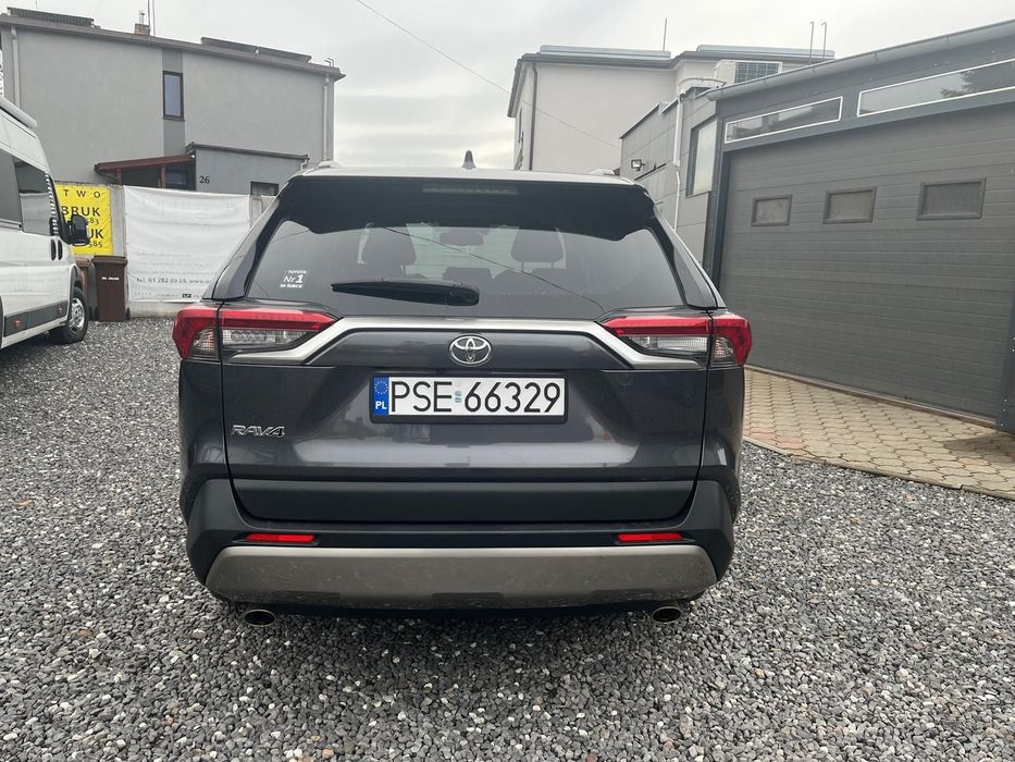 Toyota RAV4 Toyota RAV4 salon polska