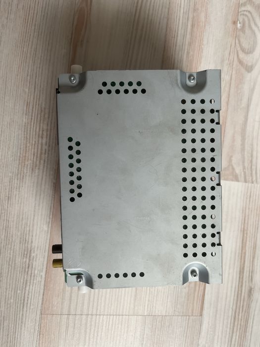 Магнитола Ford оригинальная деталь (головное устройство)