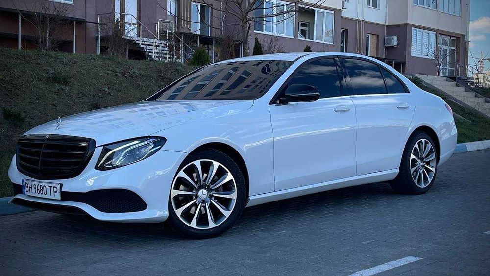 Mercedes-Benz E-Class 2016 W213