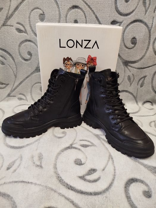 Зимові шкіряні чобітки (ботинки) Lonza, 37 р.