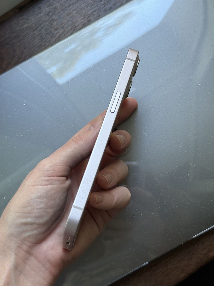 iPhone 13 128GB - stan idealny, jak nowy