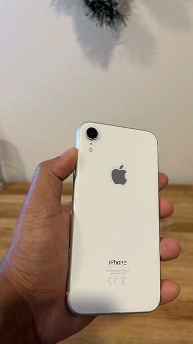 iPhone XR ótimo estado de conservação