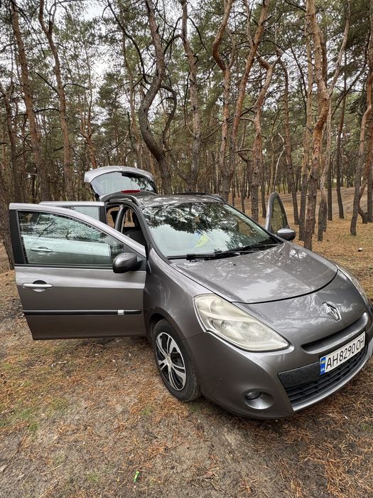 Продам Renault Clio 2010 року