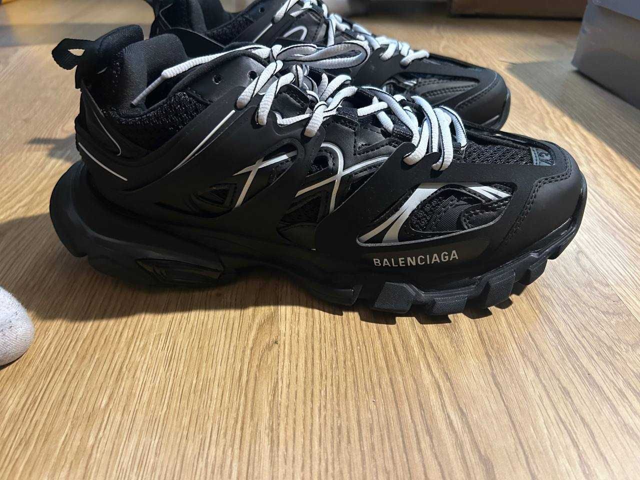Balenciaga Track