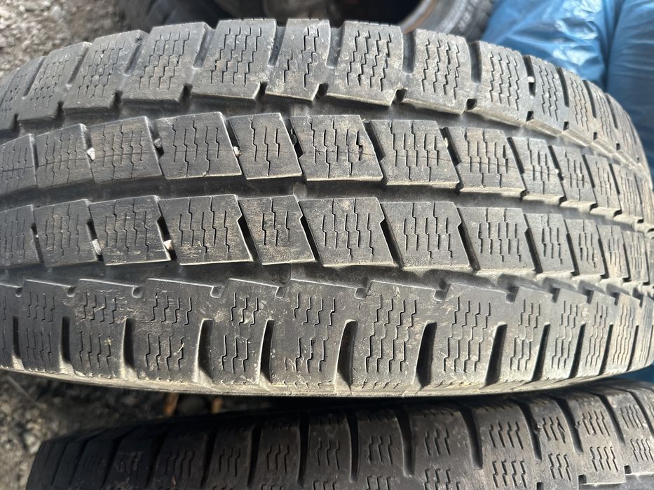 Opony zimowe 205 65 r16 C Bus, van wzmacniane