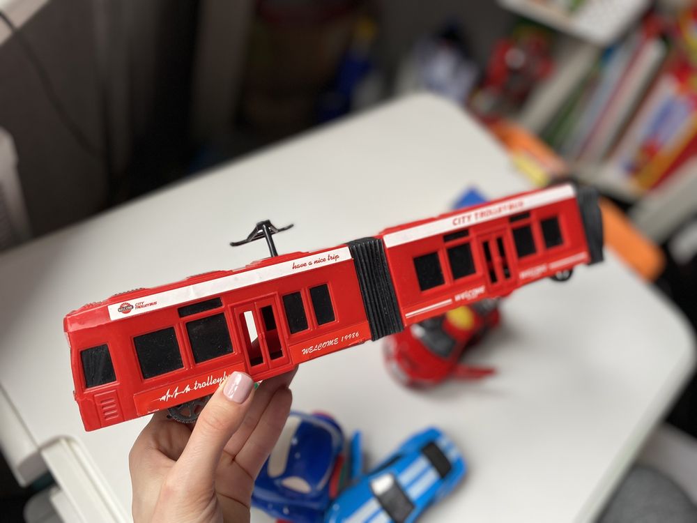 Іграшка машина літак тролейбус пожарна