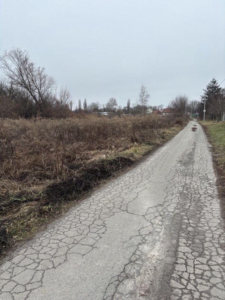 Земельна ділянка