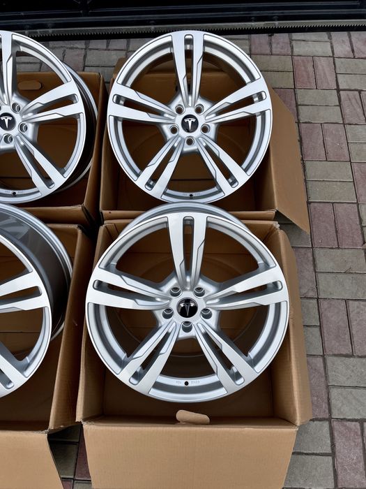 Диски Itwheels R20 5.114.3 ET40 Тесла Y тесла 3 Тойота Мазда сх5 сх7
