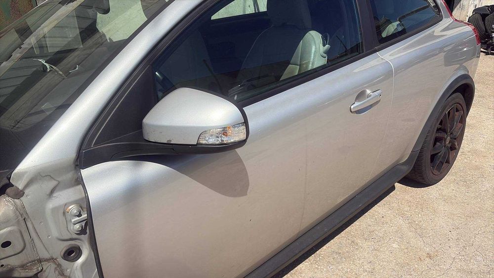 VOLVO C30 PARA PEÇAS