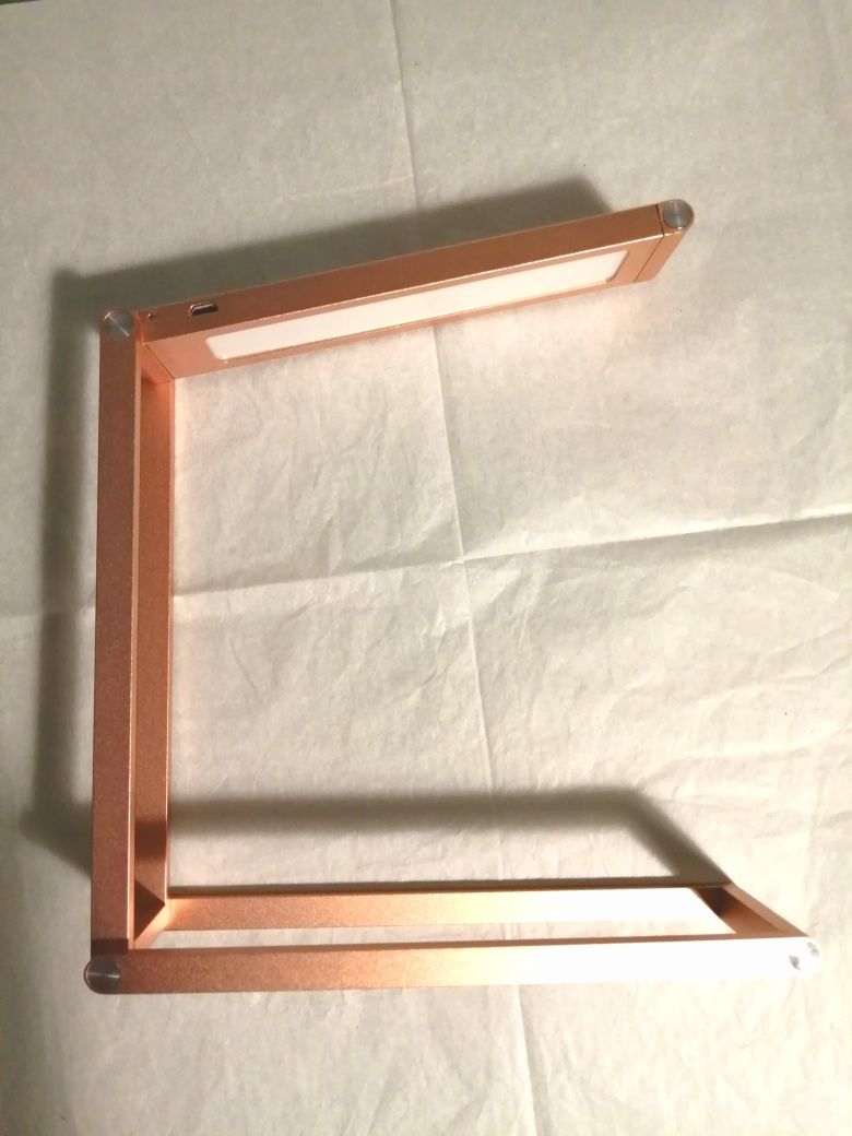 Candeeiros de mesa Led a bateria (novos)