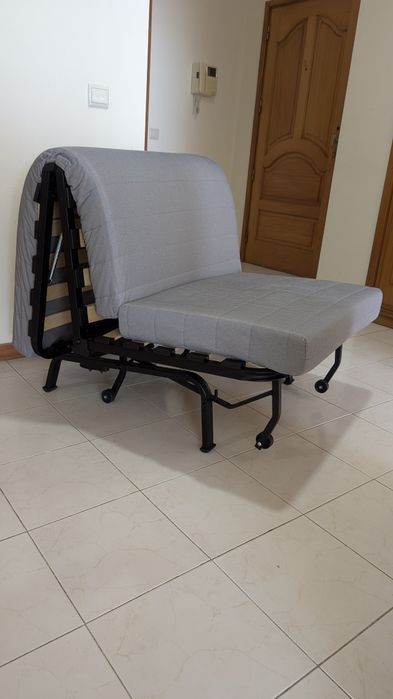 Poltrona-cama IKEA metade do preço