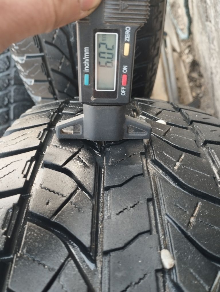 Автошини YOKOHAMA 215/65 R16