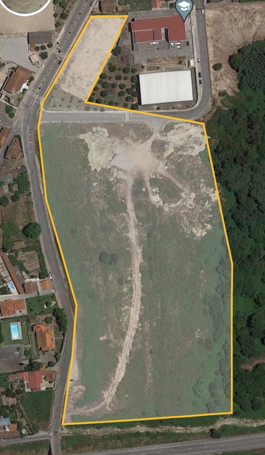 Terreno de construção com loteamento, oportunidade de negócio