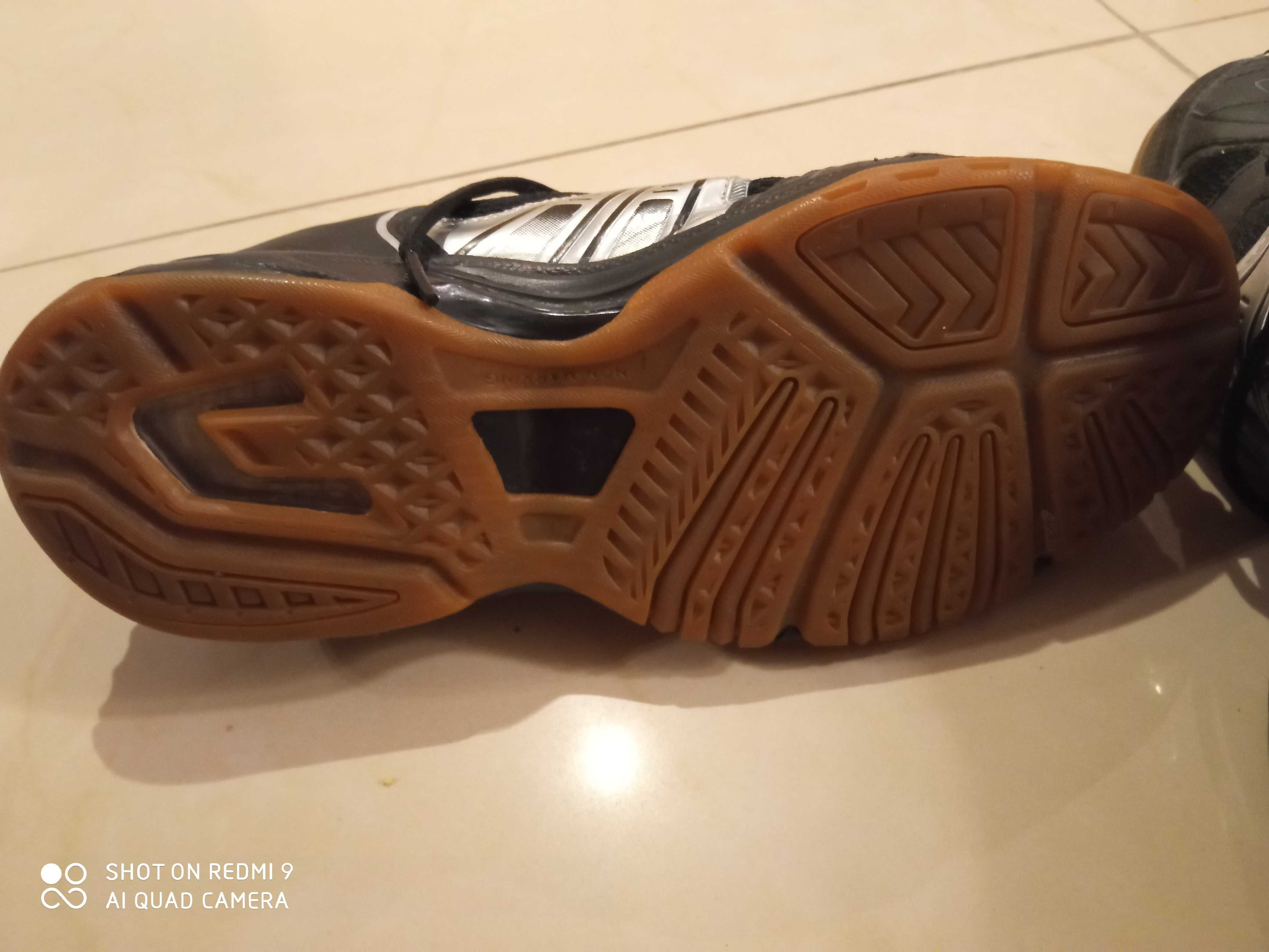 Halówki adidasy buty sportowe Bagheera 38