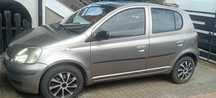 Toyota Yaris 1,0 benzyna