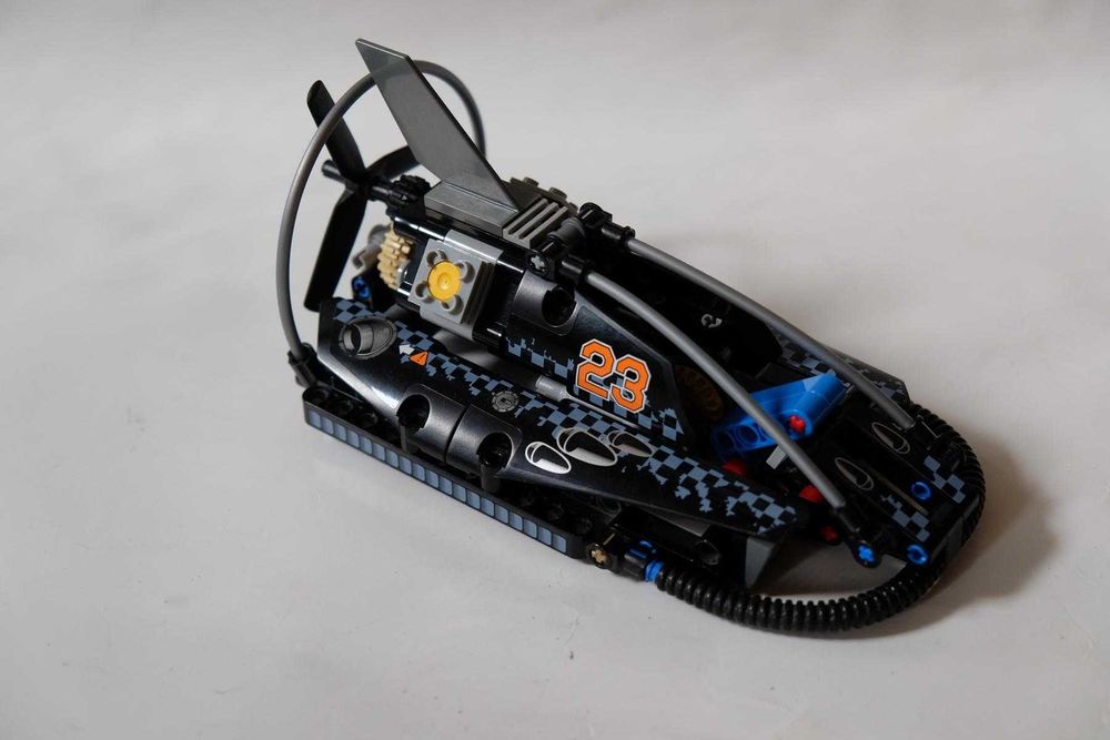 Lego Technic - 42002 - poduszkowiec, samolot