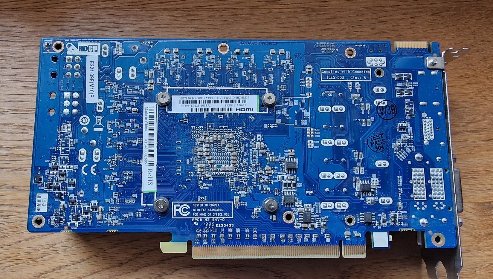 Karta graficzna Radeon HD 7850 1G