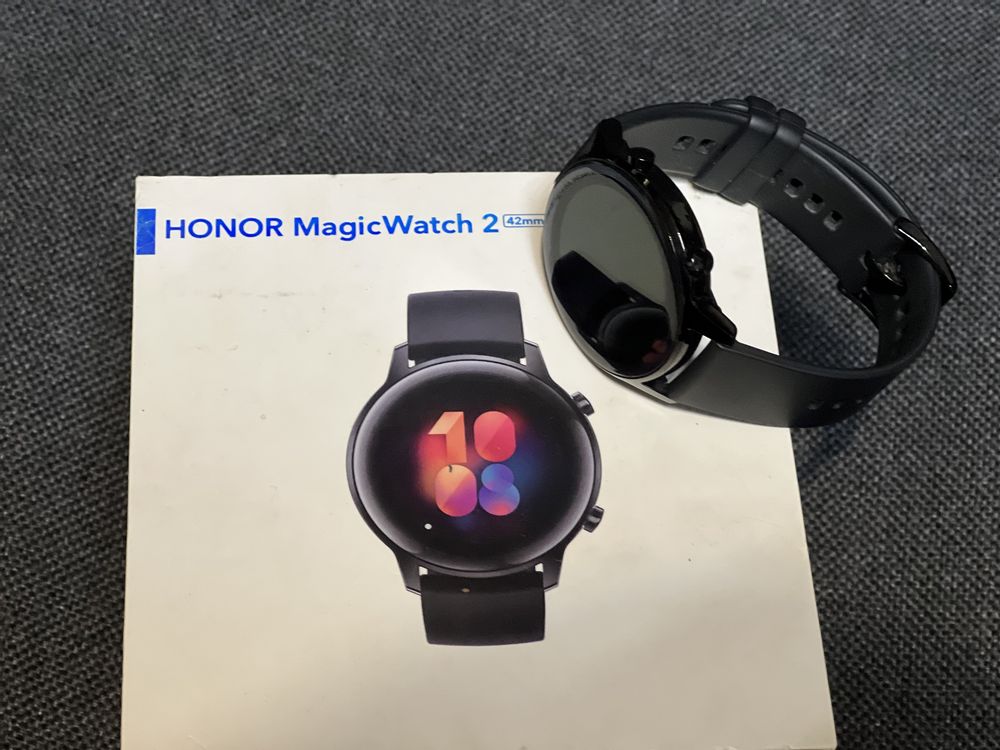Смарт часы HONOR Magic Watch 2