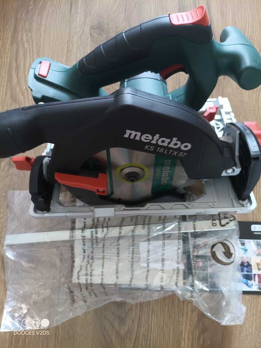Metabo KS18LTX57 Cordless CircularSaw + вставка в metabox
