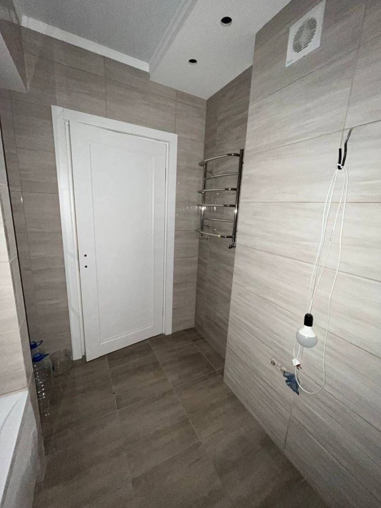 Продаж нової 2 кімнатної квартири Центр (Мостобудівників 18) ID-1114-2