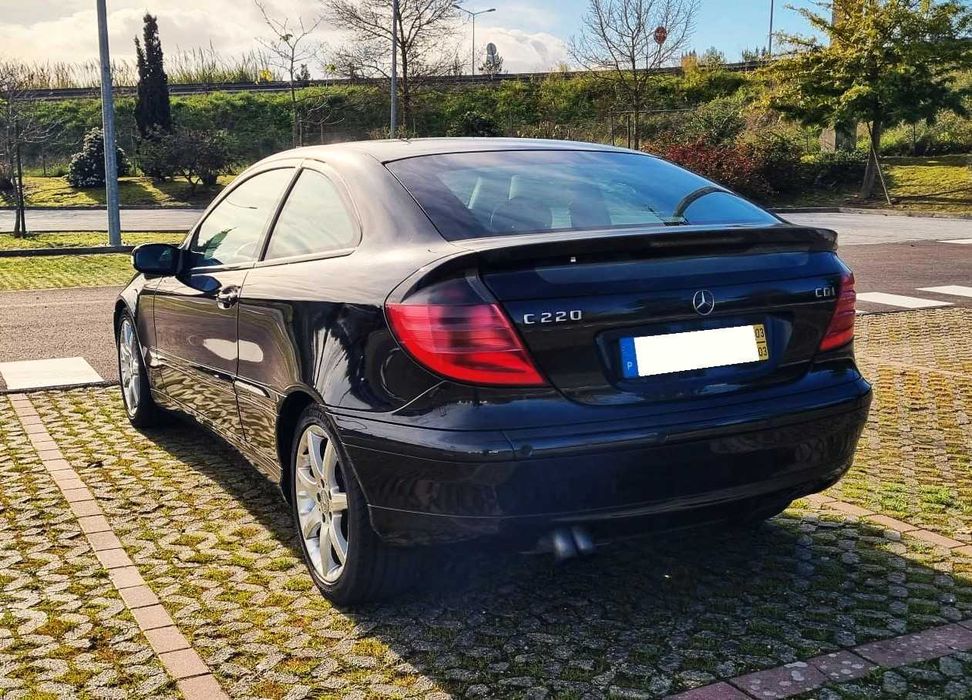 220 mil km | Bluetooth | C220 CDI Sport Coupe