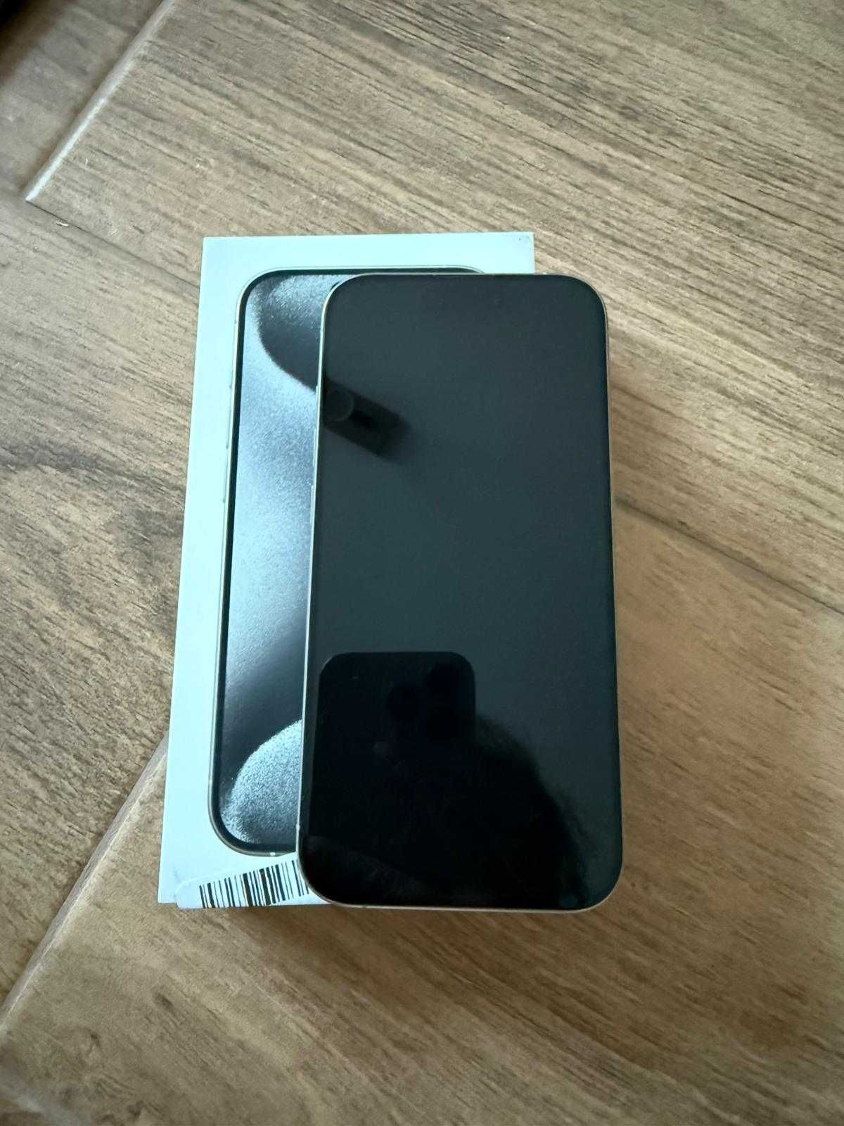 iPhone 15 Pro 256 GB, gwarancja producenta, 99% baterii