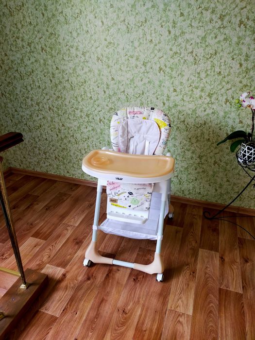 Стульчик для кормления