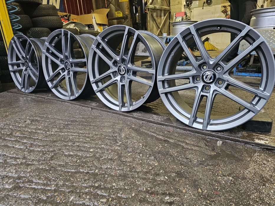 Felgi Aluminiowe Volvo R18 5x108 ET42-8J