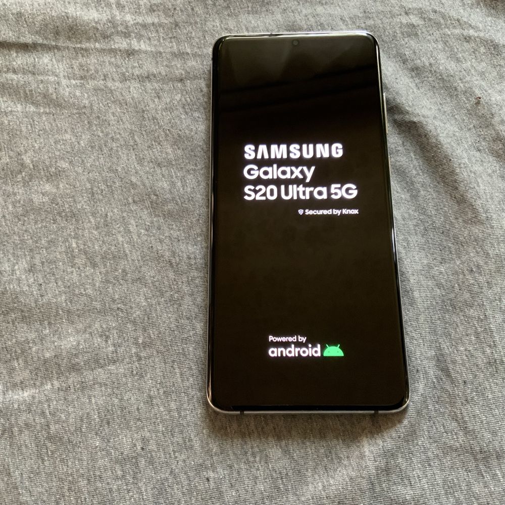Флагман Samsung S20 Ultra. 12/128Gb. Снапдреган, 1 sim. В идеале
