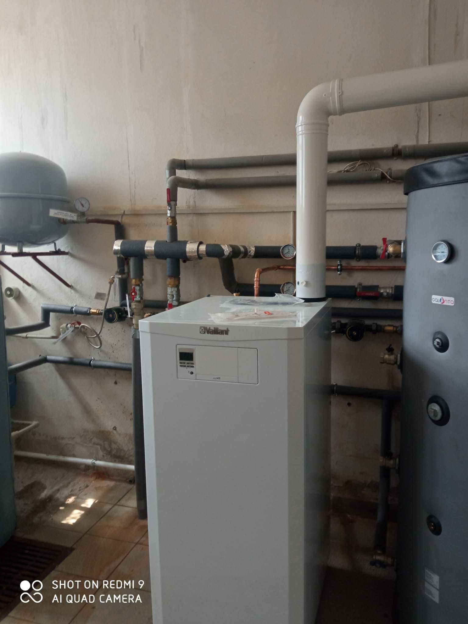 Vaillant VKK 486/5 ecoVIT o mocy 48 kW, montaż