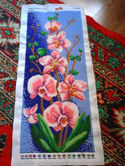 Вишивка чеським бісером