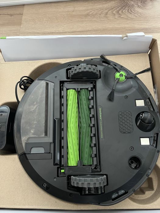 iRobot Roomba i5