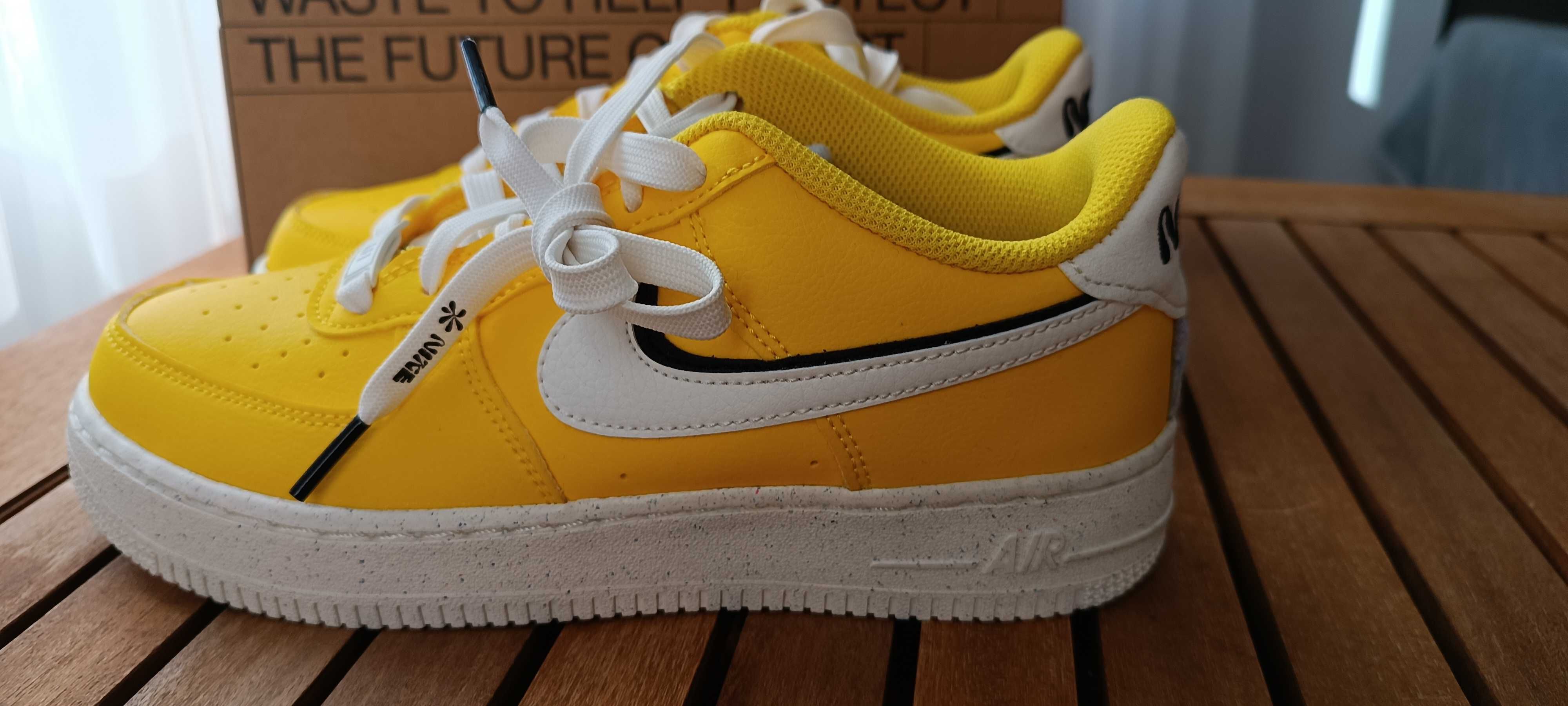 (r. 38) Nike Air Force 1 Low LV8 82 Tour Yellow DQ0359,-700